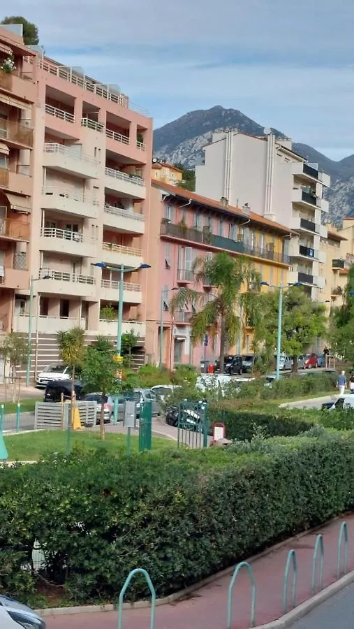 Studio Lumineux Avec Parking Proche Monaco, Nice, Plage Et Gare Menton 0*,  Frankrig