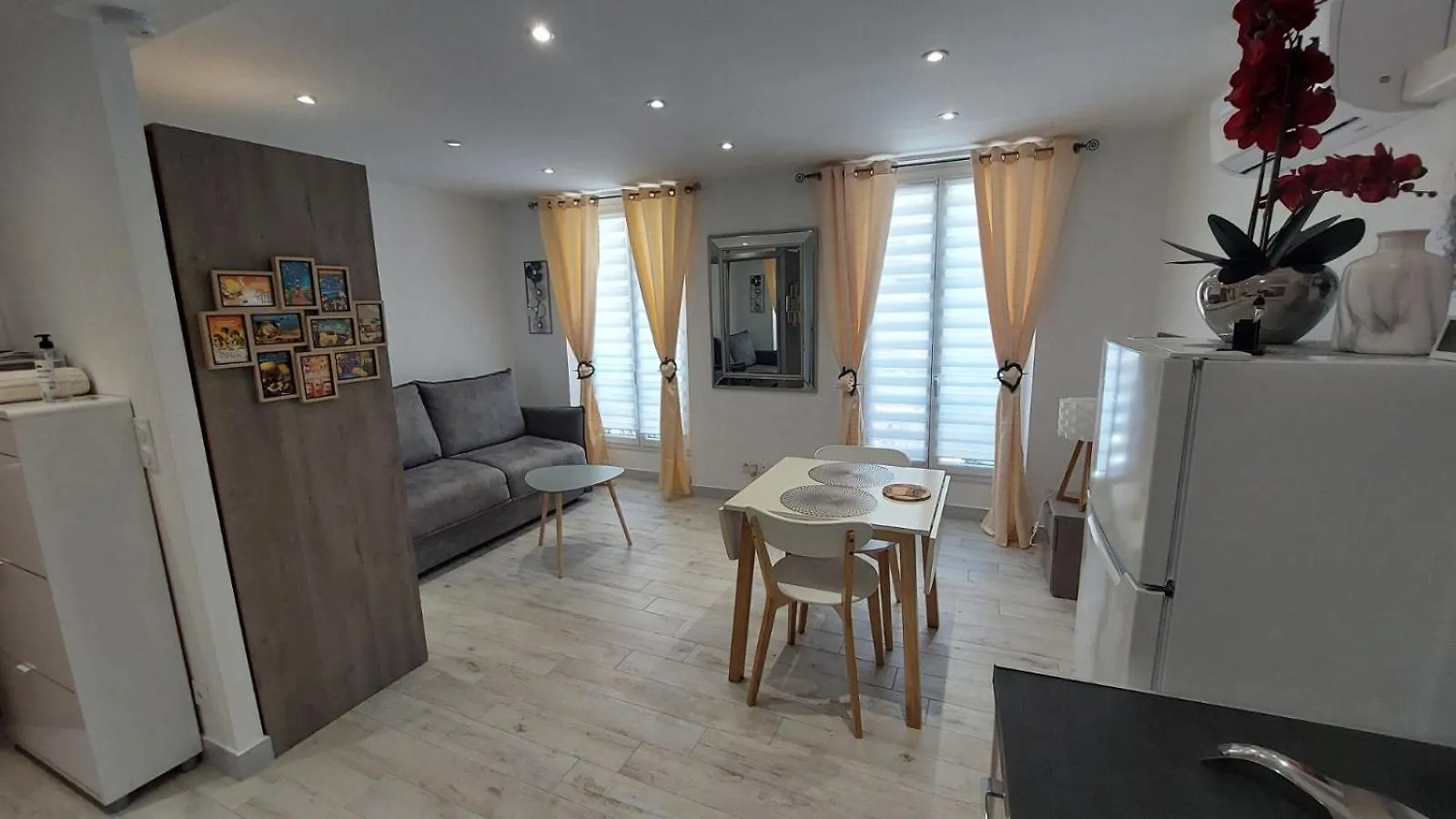 Lejlighed Studio Lumineux Avec Parking Proche Monaco, Nice, Plage Et Gare Menton